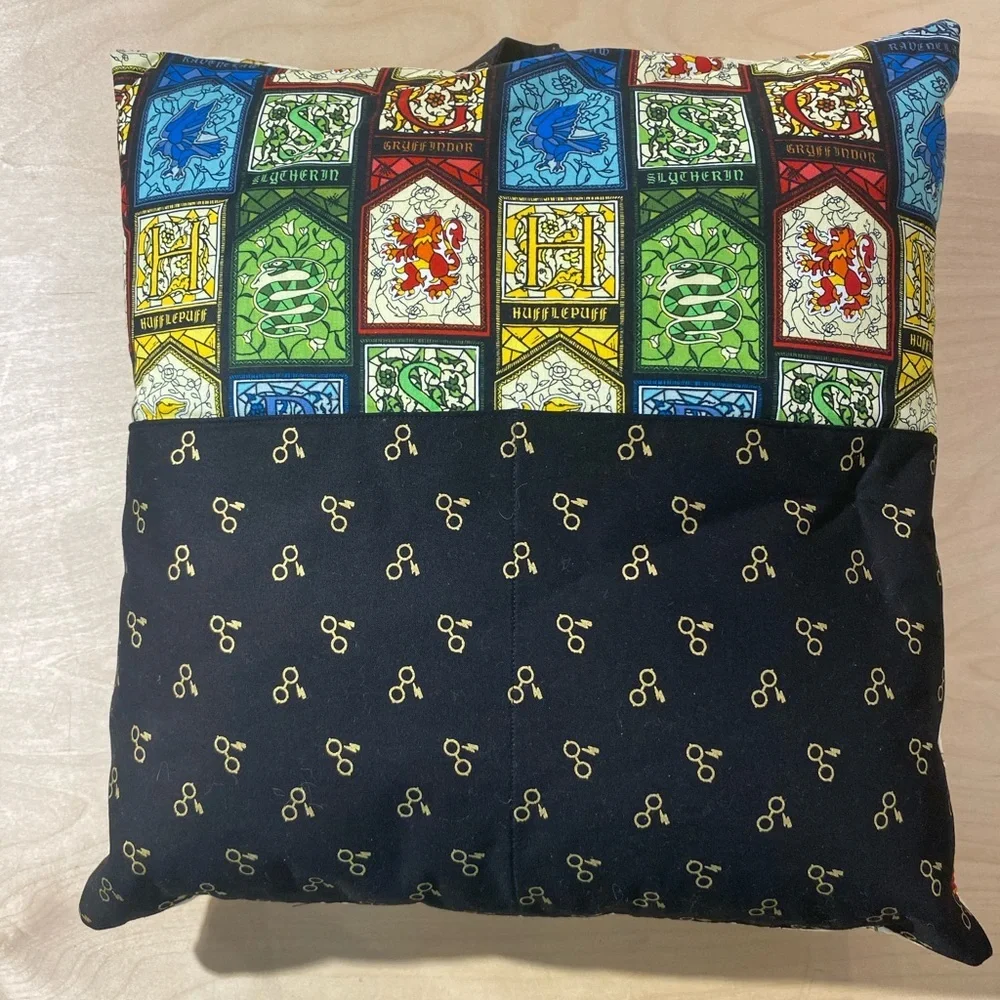Hand Crafted Hogwarts House Crest Pillow - Multicolor (NX)